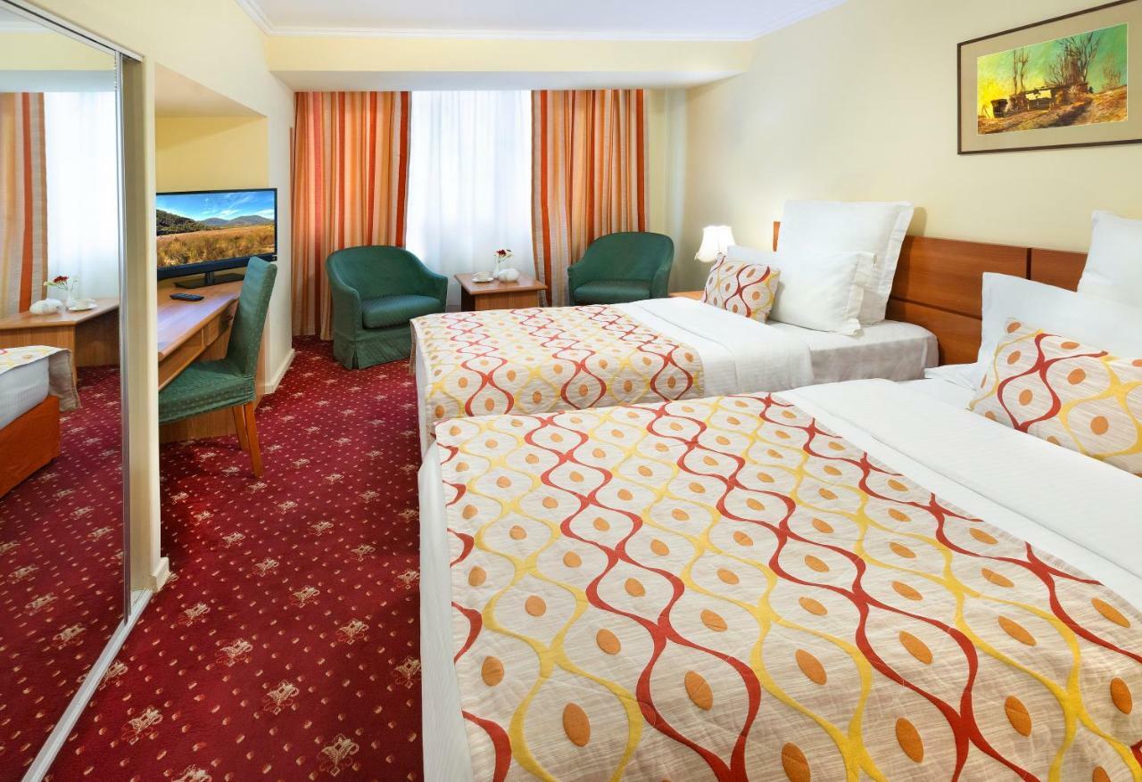 Ani Plaza Hotel Yerevan Ngoại thất bức ảnh