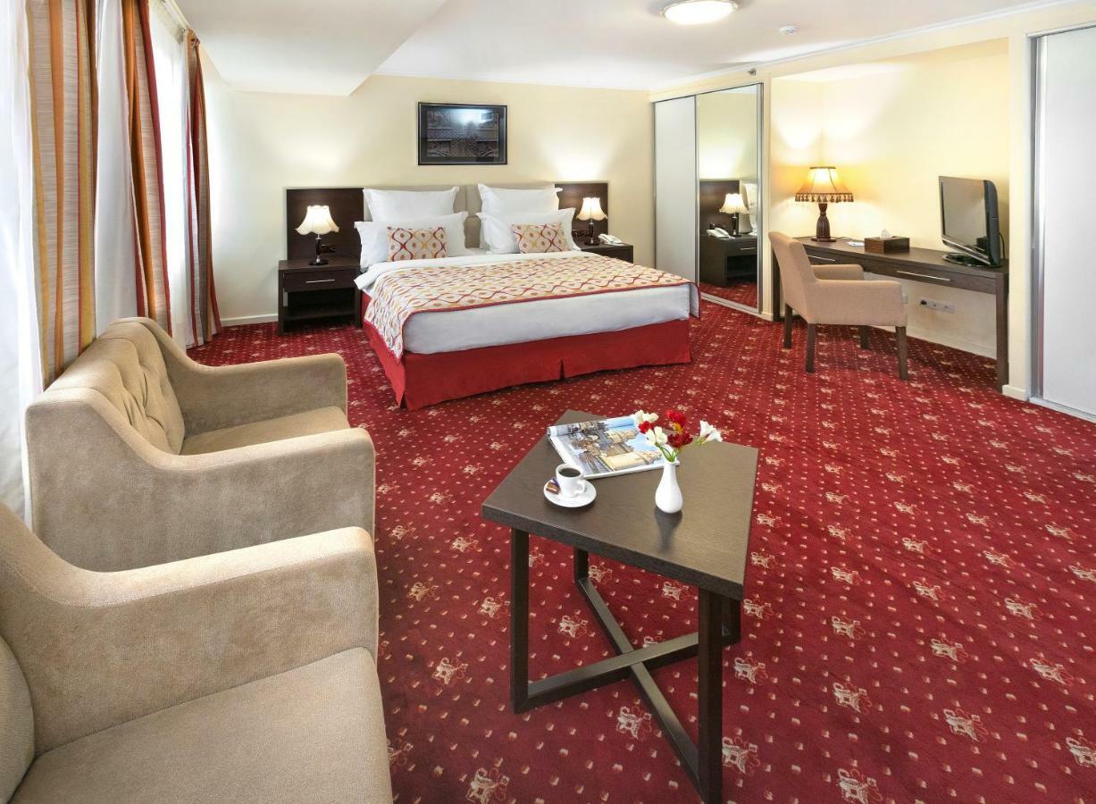 Ani Plaza Hotel Yerevan Ngoại thất bức ảnh